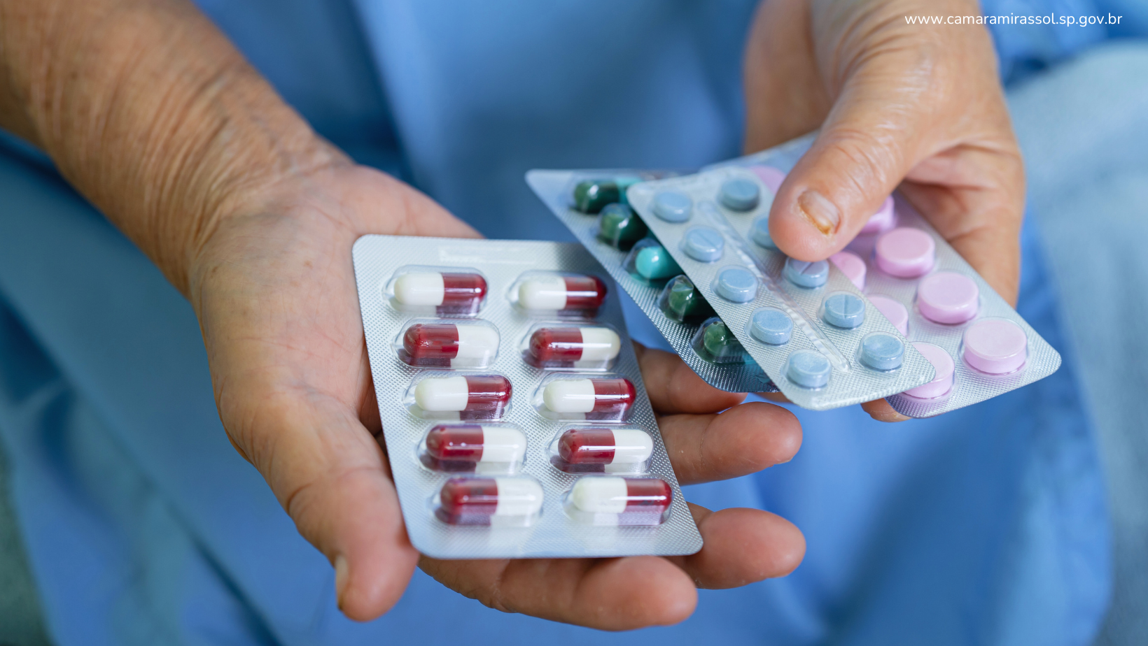 Vereadores aprovam Vale-Saúde para solucionar falta de remédios na rede pública